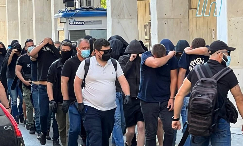 Eγκληματική οργάνωση Χούλιγκαν: Τι υποστήριξαν στον Ανακριτή - Νέα εντάλματα σύλληψης